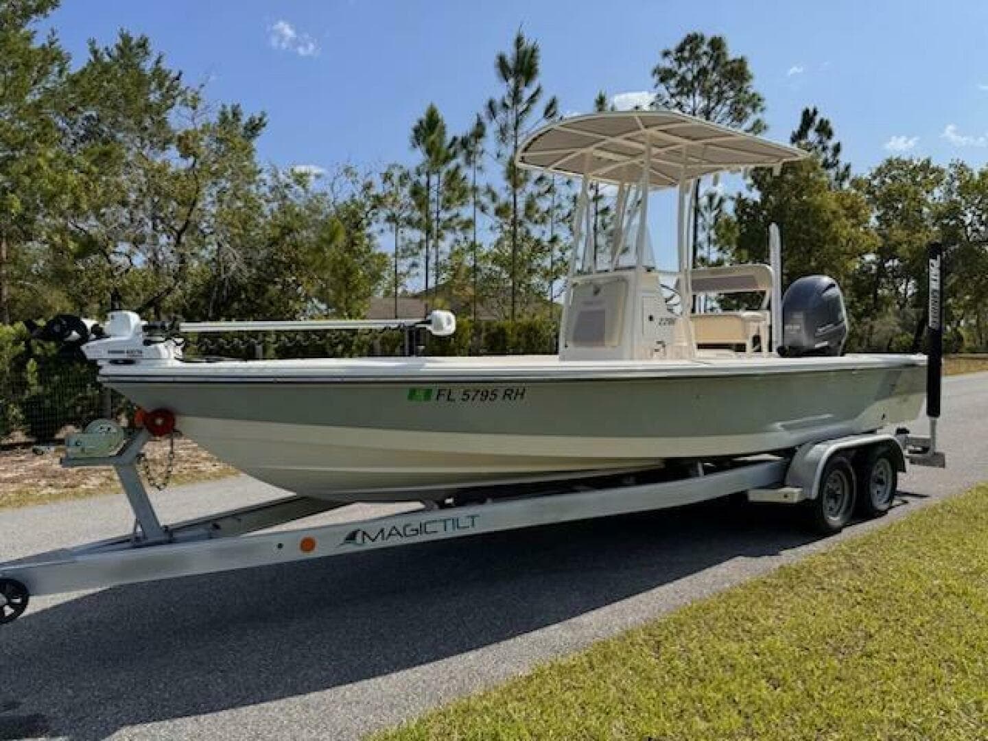 2017 Pathfinder 2200 Trs — photo 5