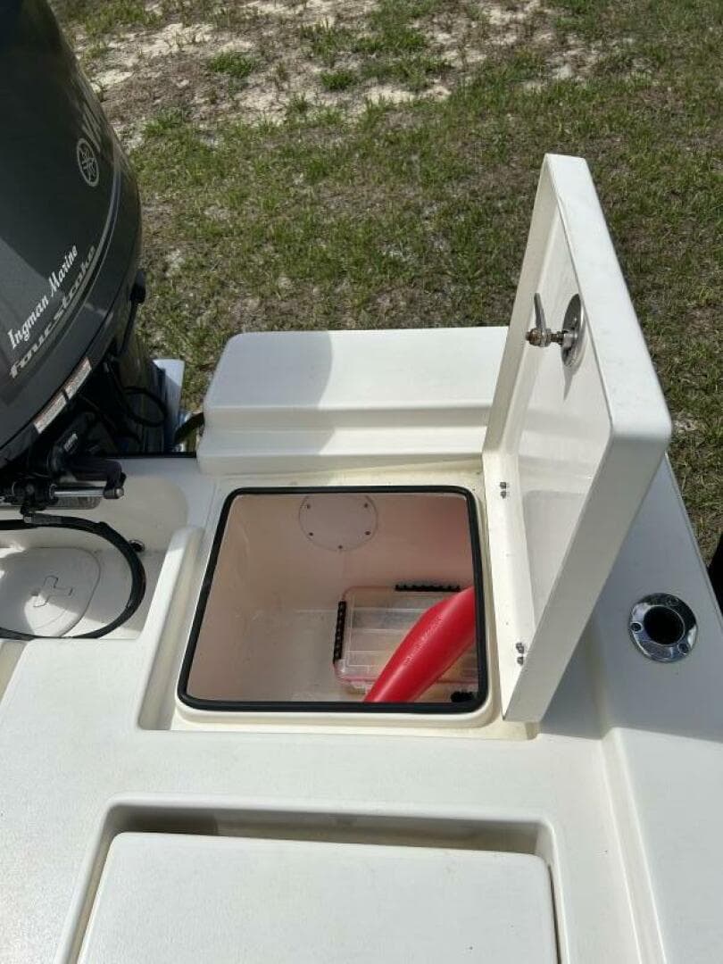 2017 Pathfinder 2200 Trs — photo 26