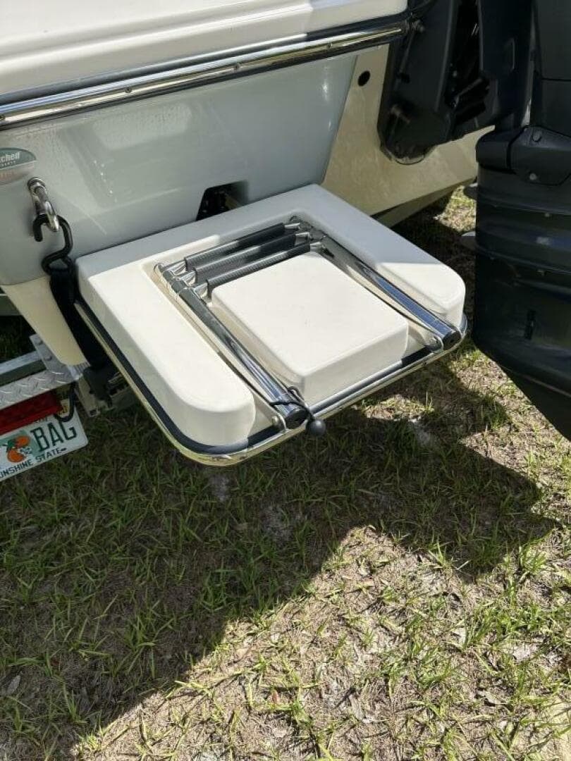 2017 Pathfinder 2200 Trs — photo 21