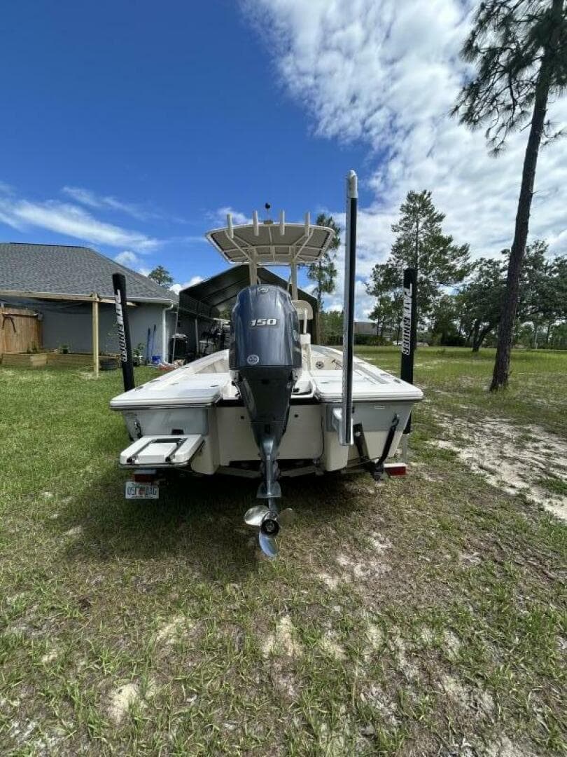 2017 Pathfinder 2200 Trs — photo 4