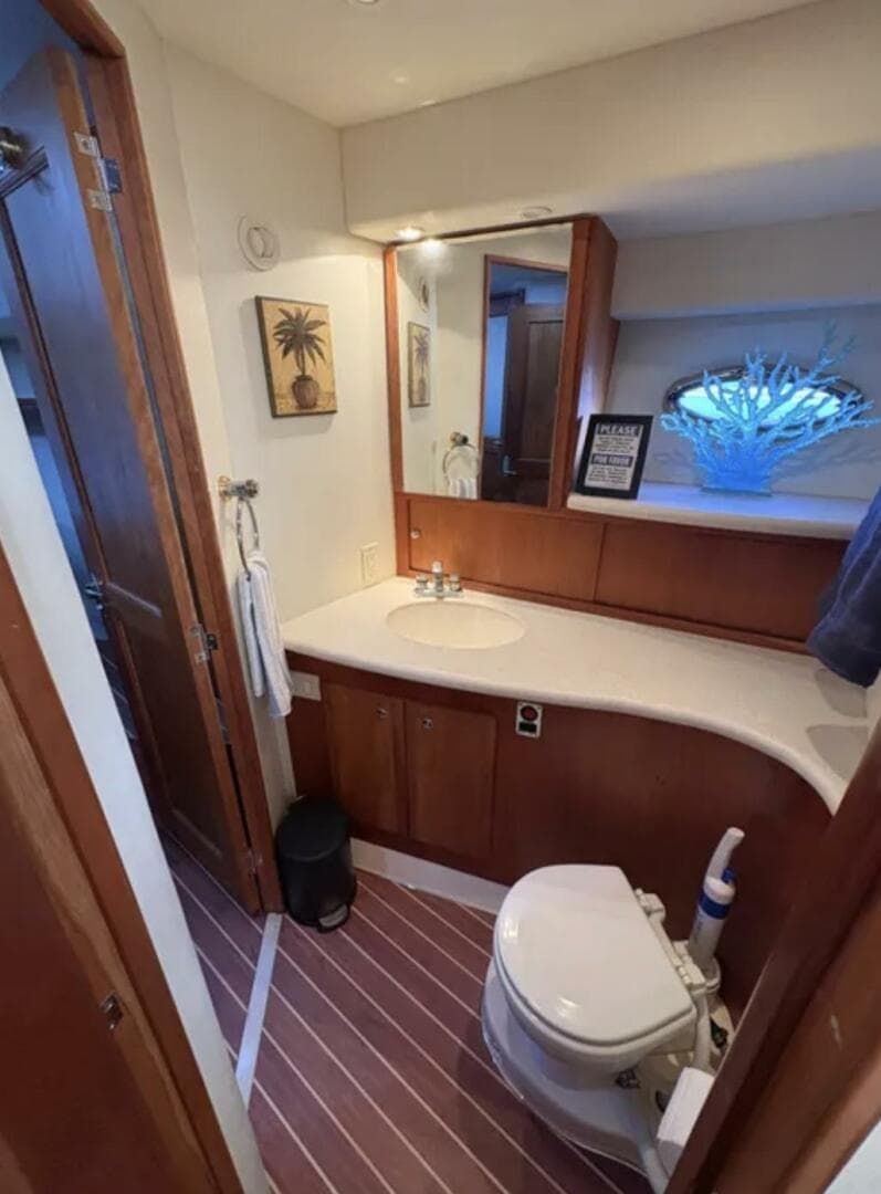 2003 Silverton 42 Convertible — photo 12