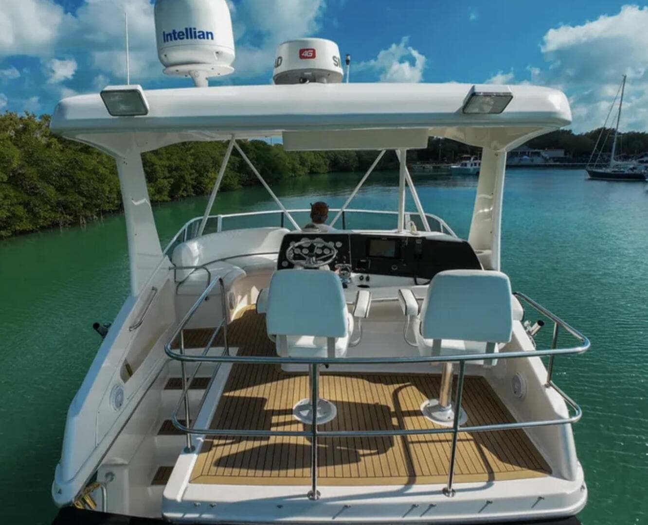 2003 Silverton 42 Convertible — photo 4