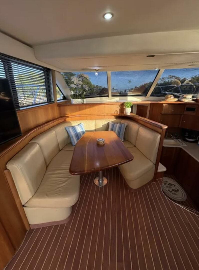 2003 Silverton 42 Convertible — photo 6