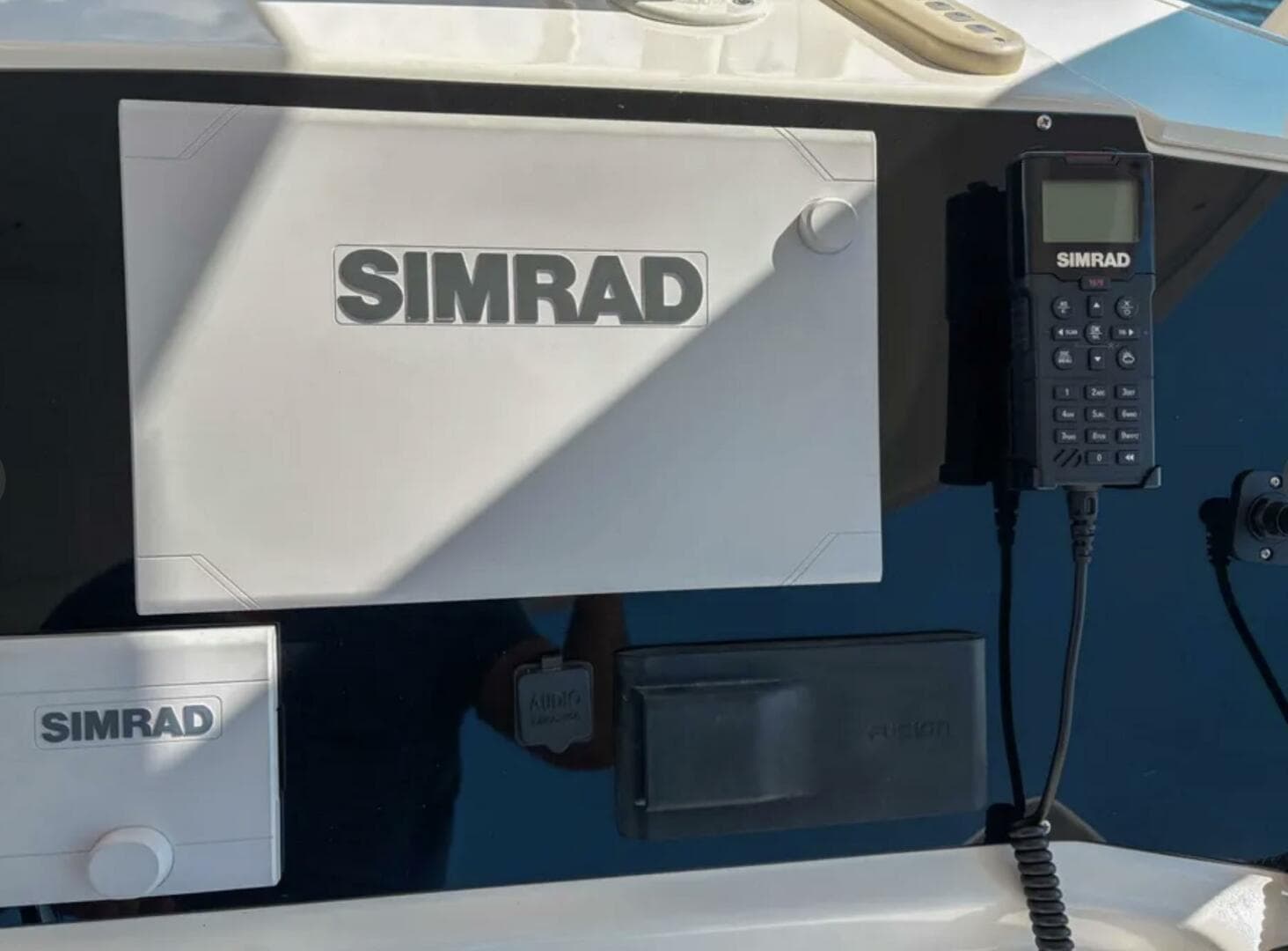 2003 Silverton 42 Convertible — photo 18