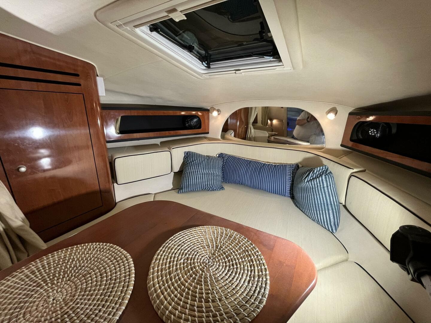 2007 Sea Ray 280 Sundancer — photo 61