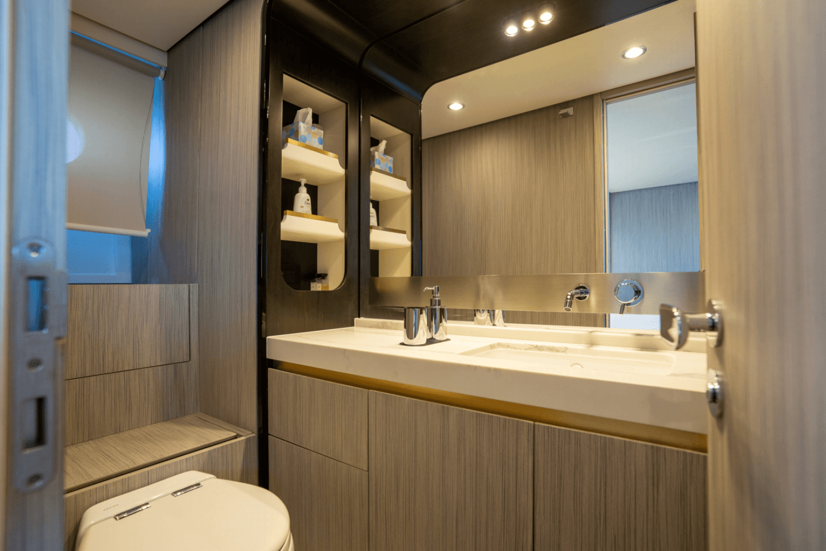 2019 Azimut 60 Fly — photo 67