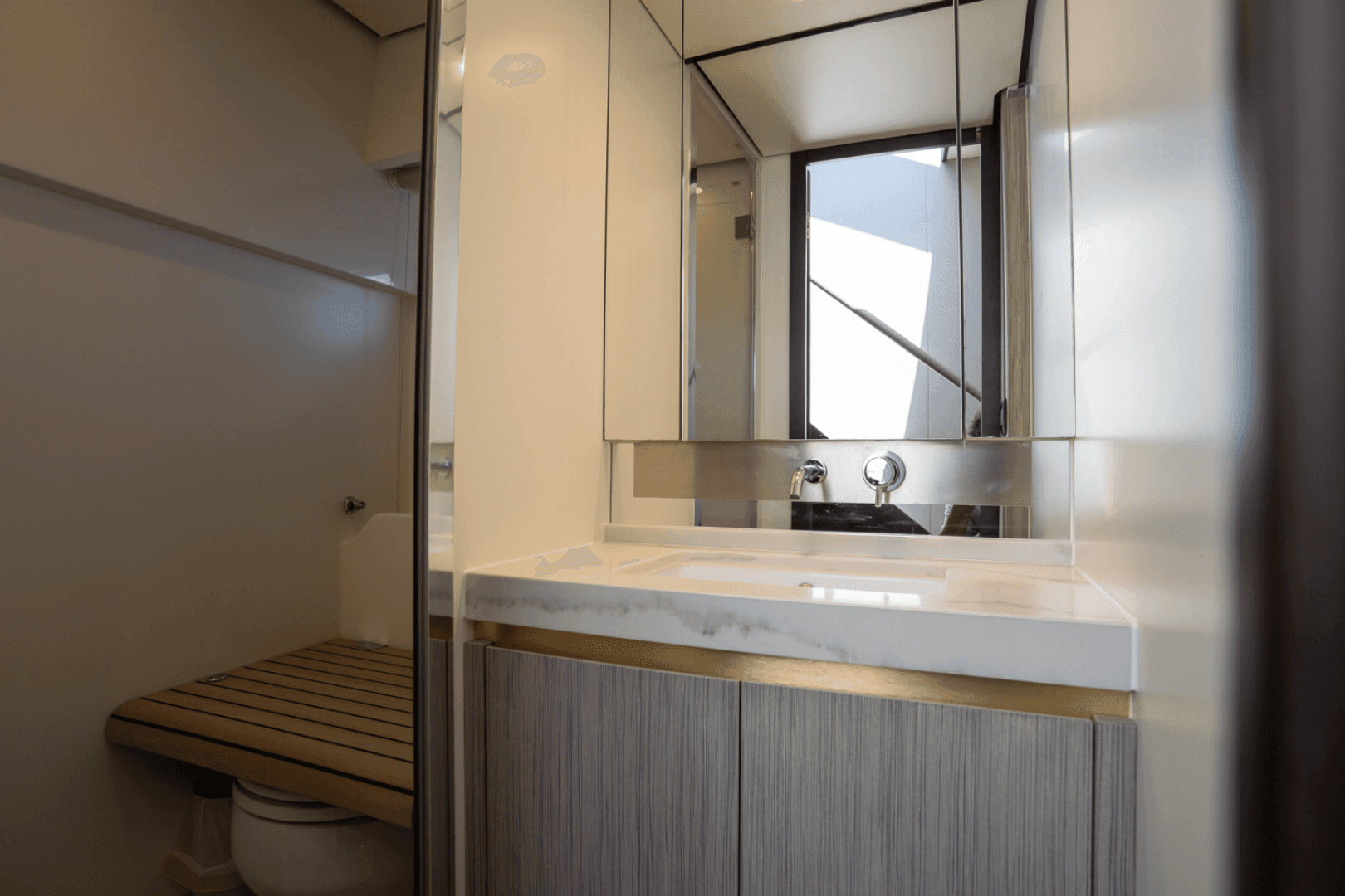 2019 Azimut 60 Fly — photo 59