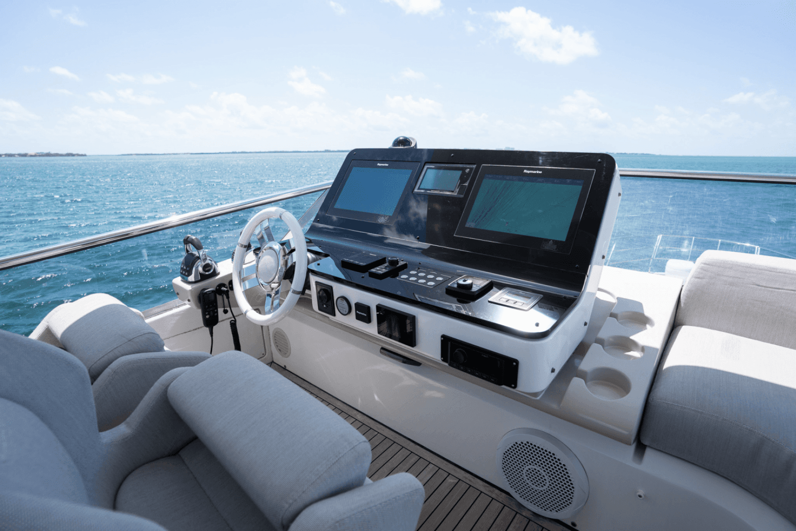 2019 Azimut 60 Fly — photo 21