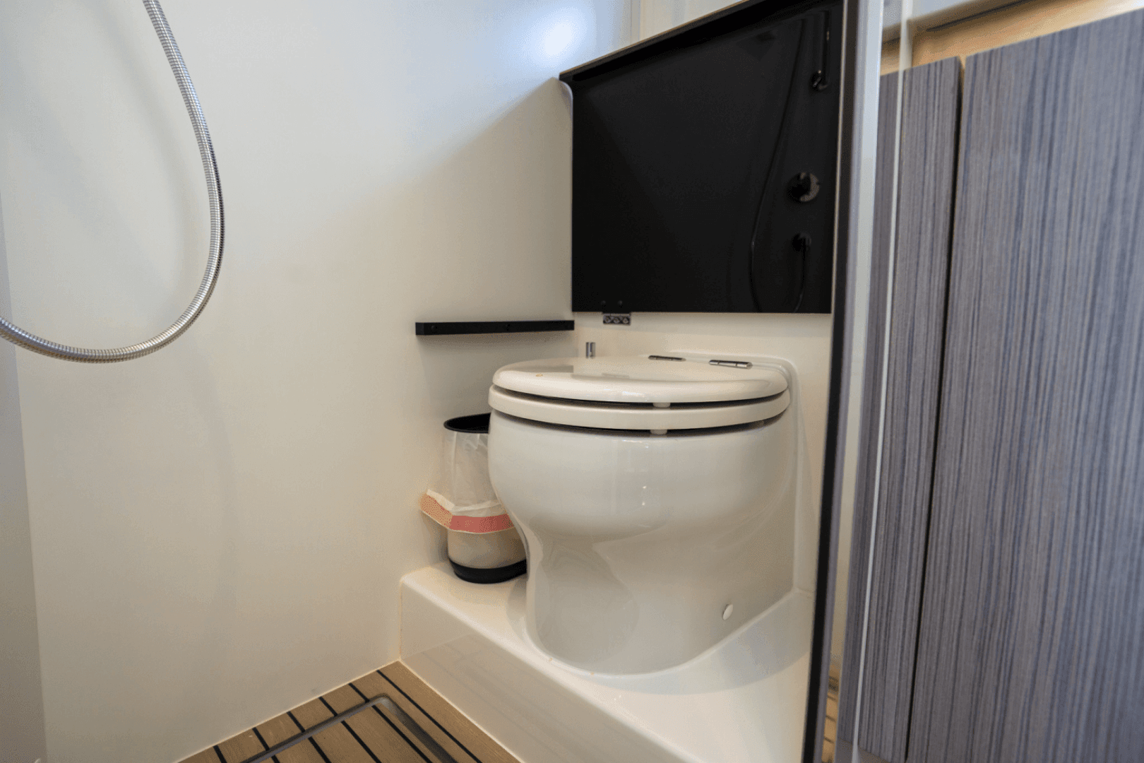 2019 Azimut 60 Fly — photo 73