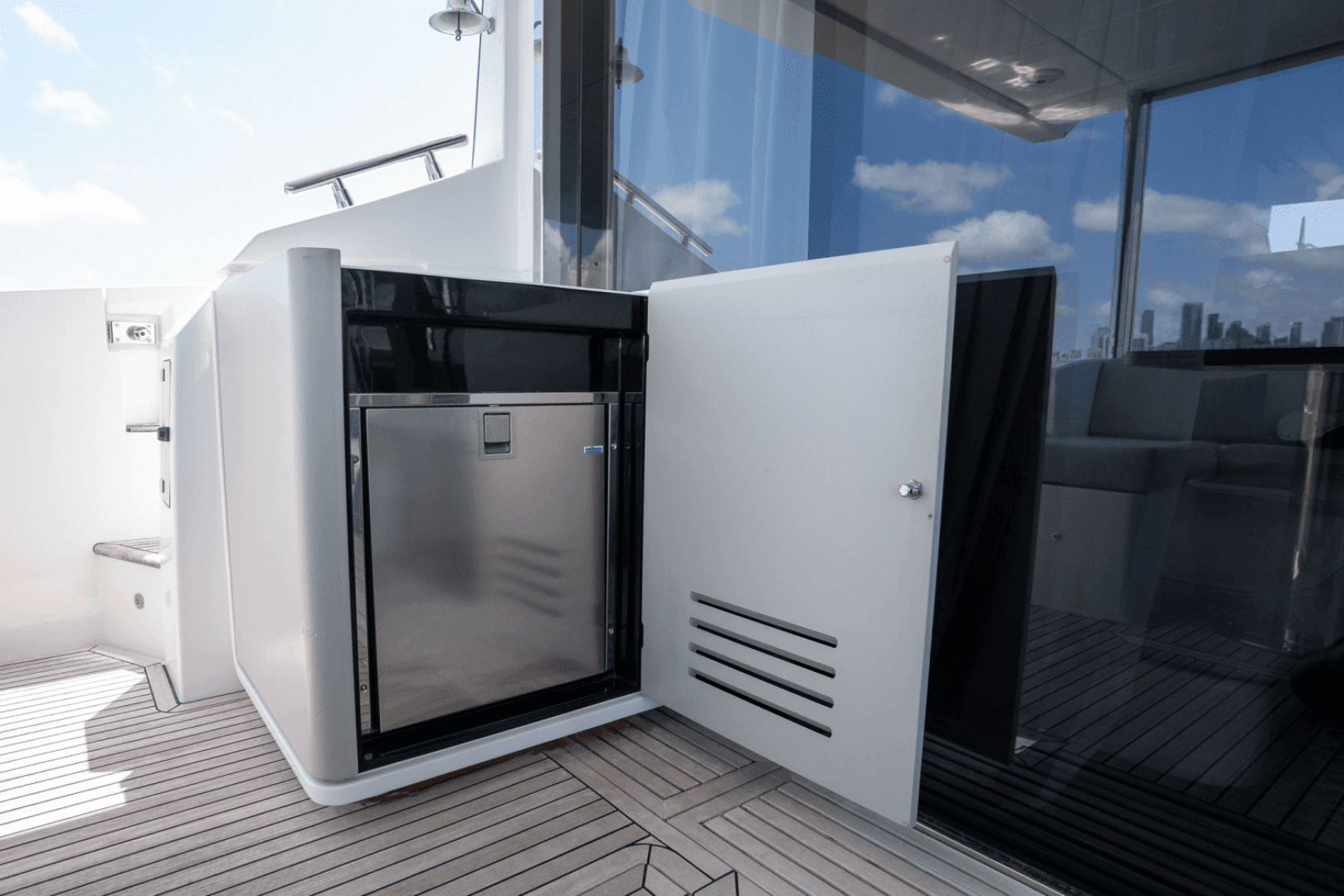 2019 Azimut 60 Fly — photo 32