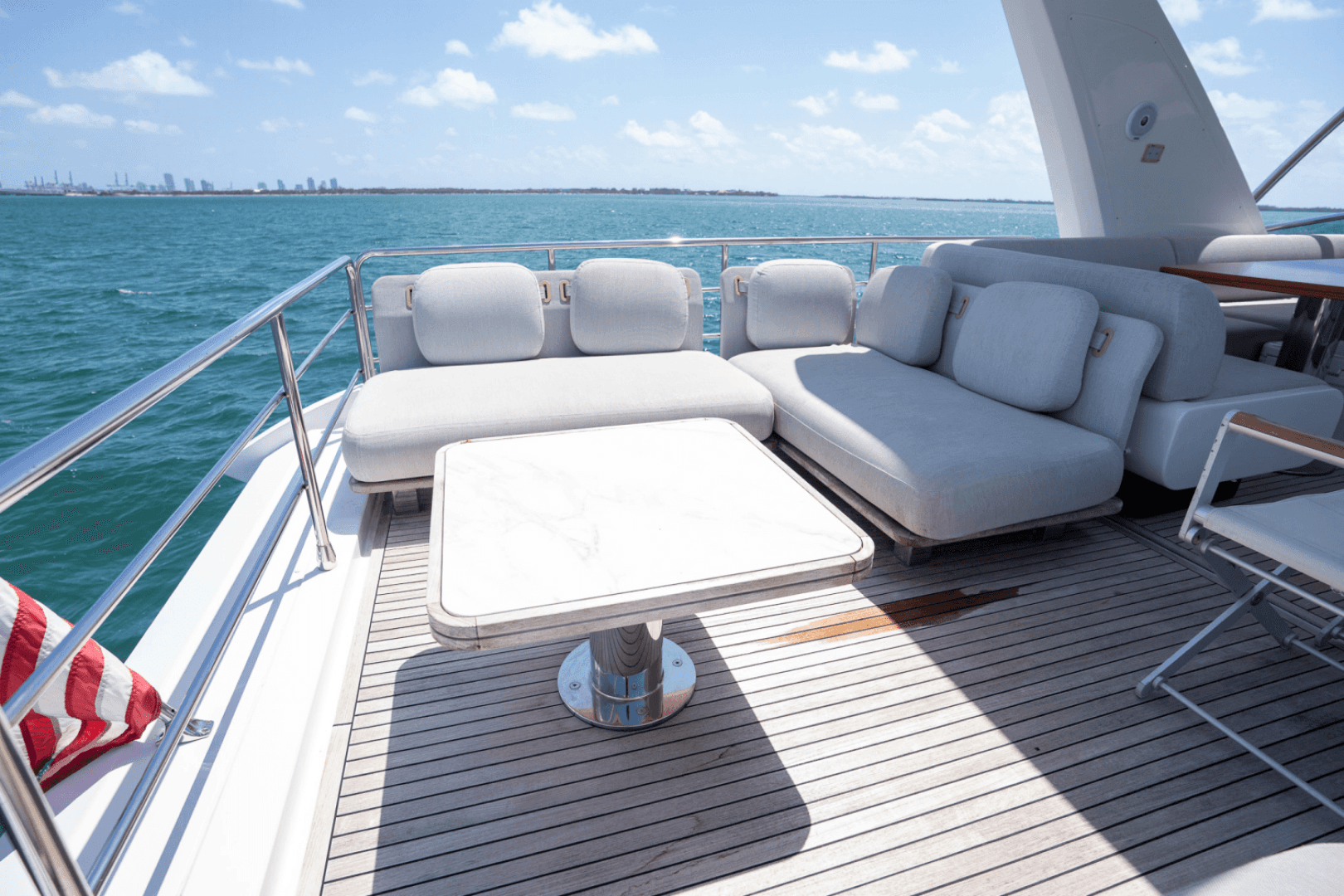 2019 Azimut 60 Fly — photo 27