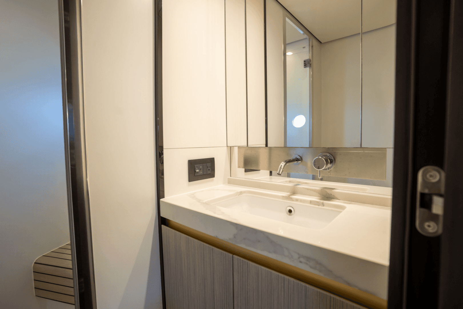 2019 Azimut 60 Fly — photo 60