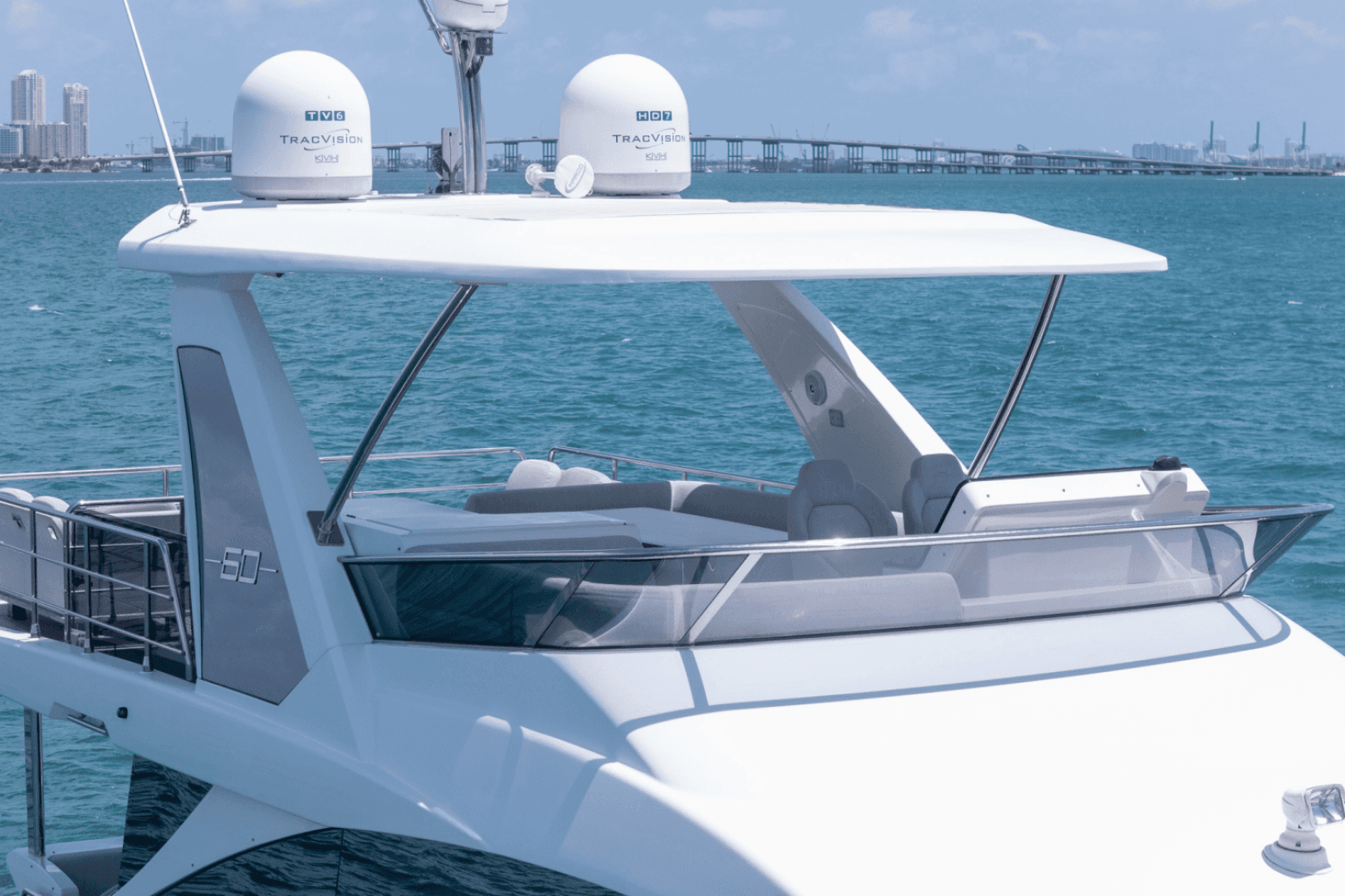 2019 Azimut 60 Fly — photo 19