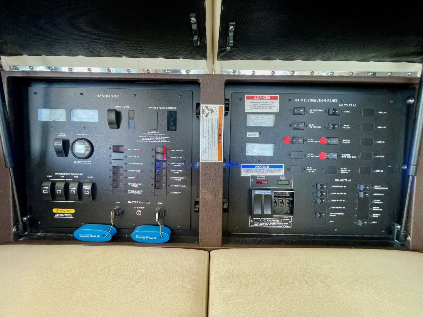 2017 Sea Ray 400 Sundancer — photo 30