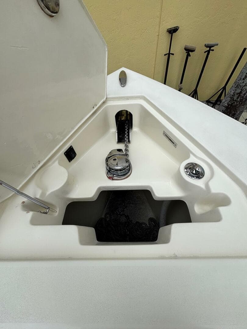 2013 Statement 35 Center Console — photo 18