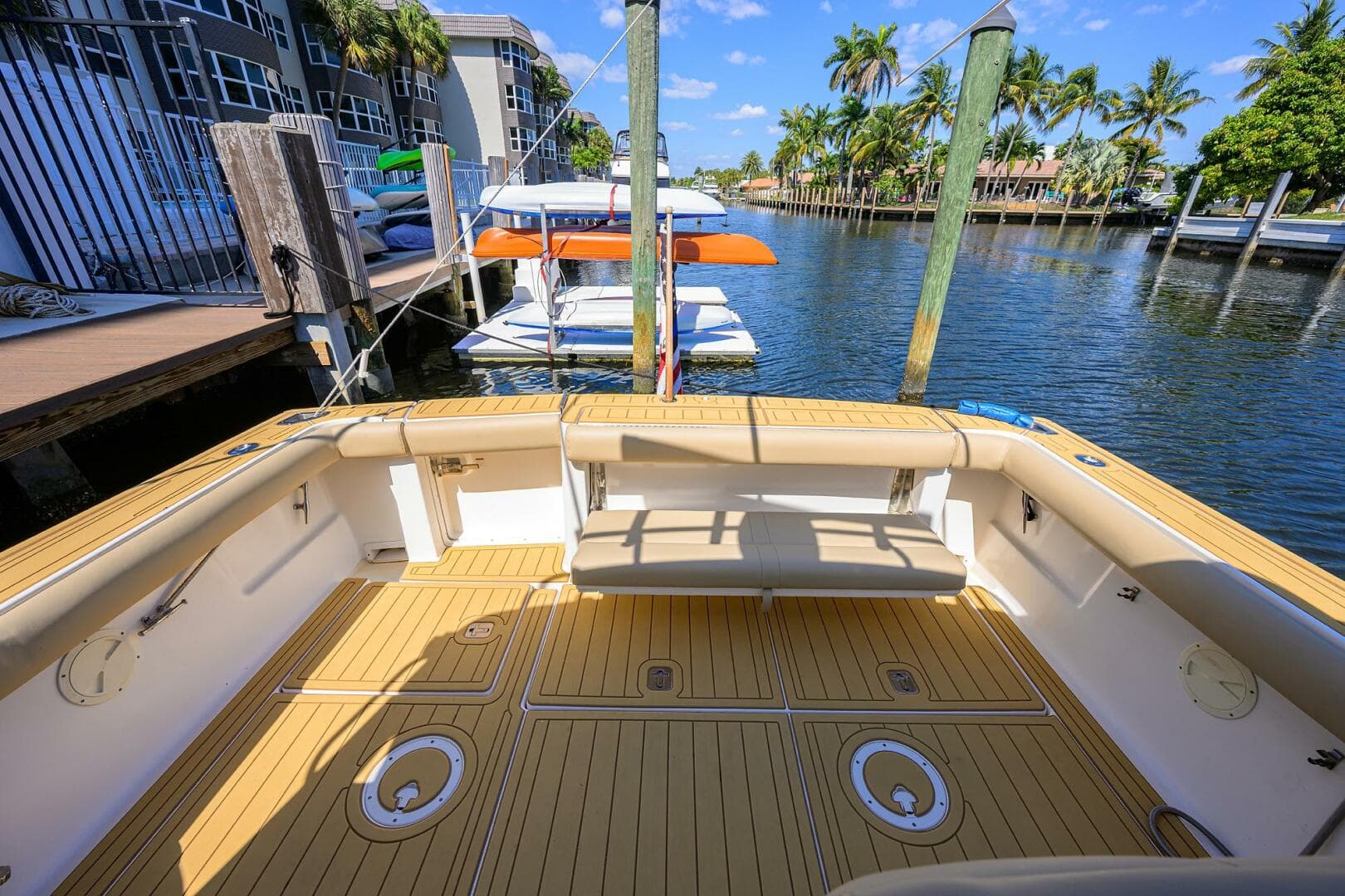 2002 Tiara Yachts 3100 LE — photo 26