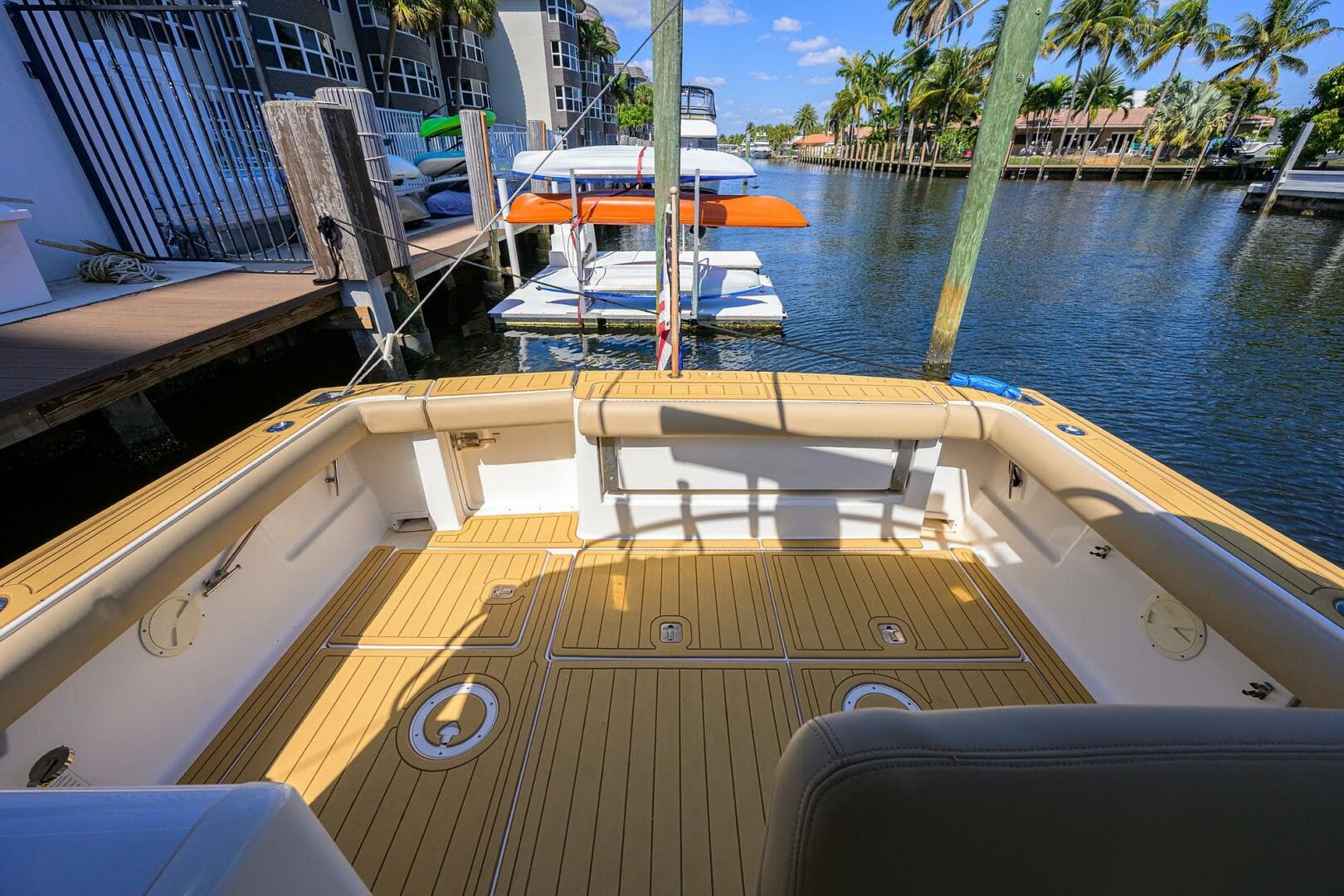 2002 Tiara Yachts 3100 LE — photo 21