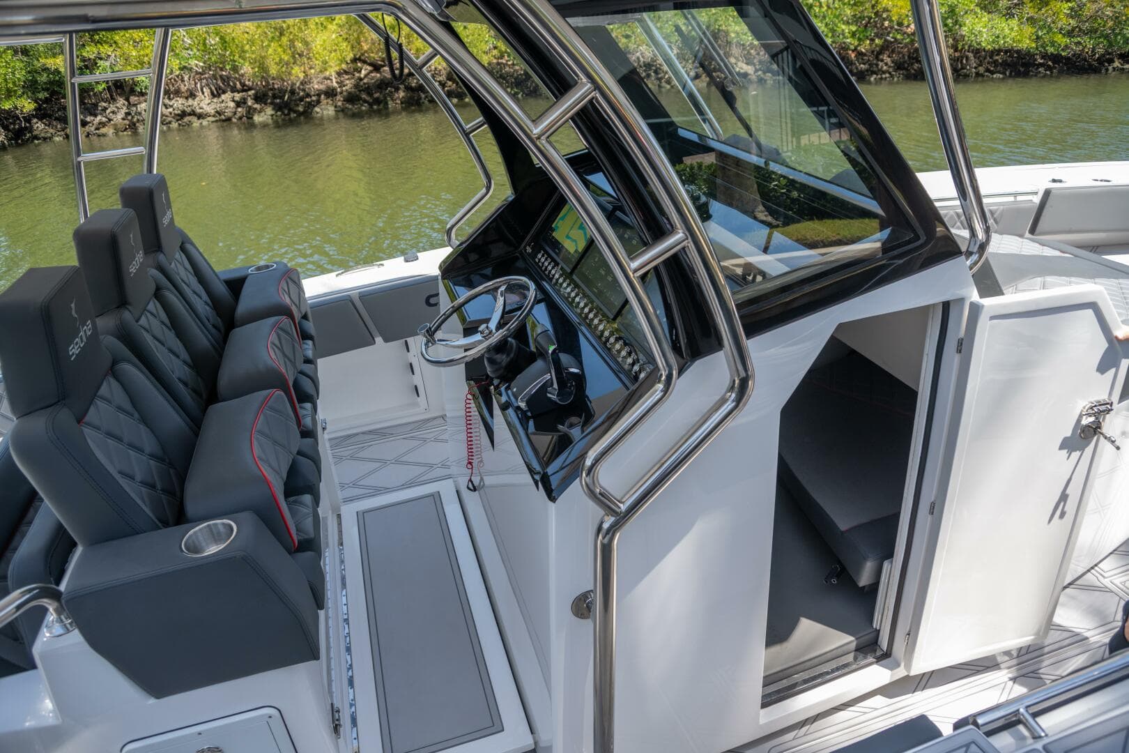 2025 Sedna 37 Open — photo 13