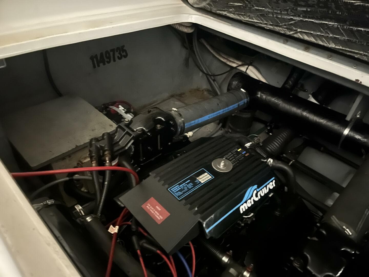 1996 Sea Ray 330 Sundancer — photo 41