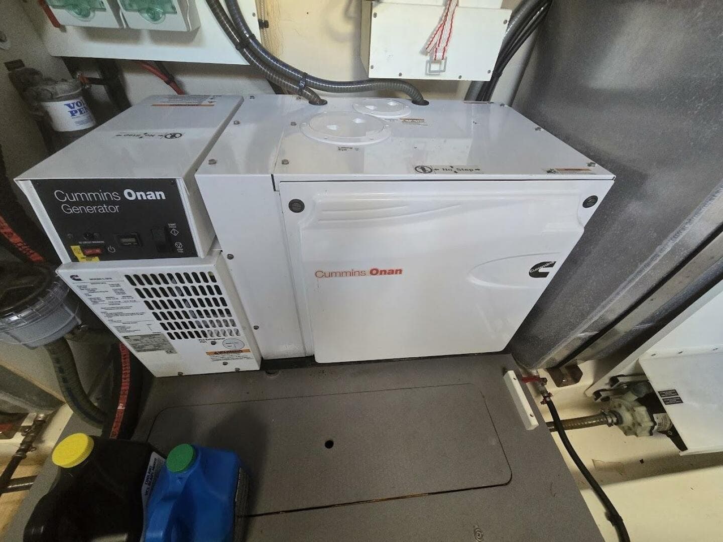 2013 Prestige 500 — photo 43