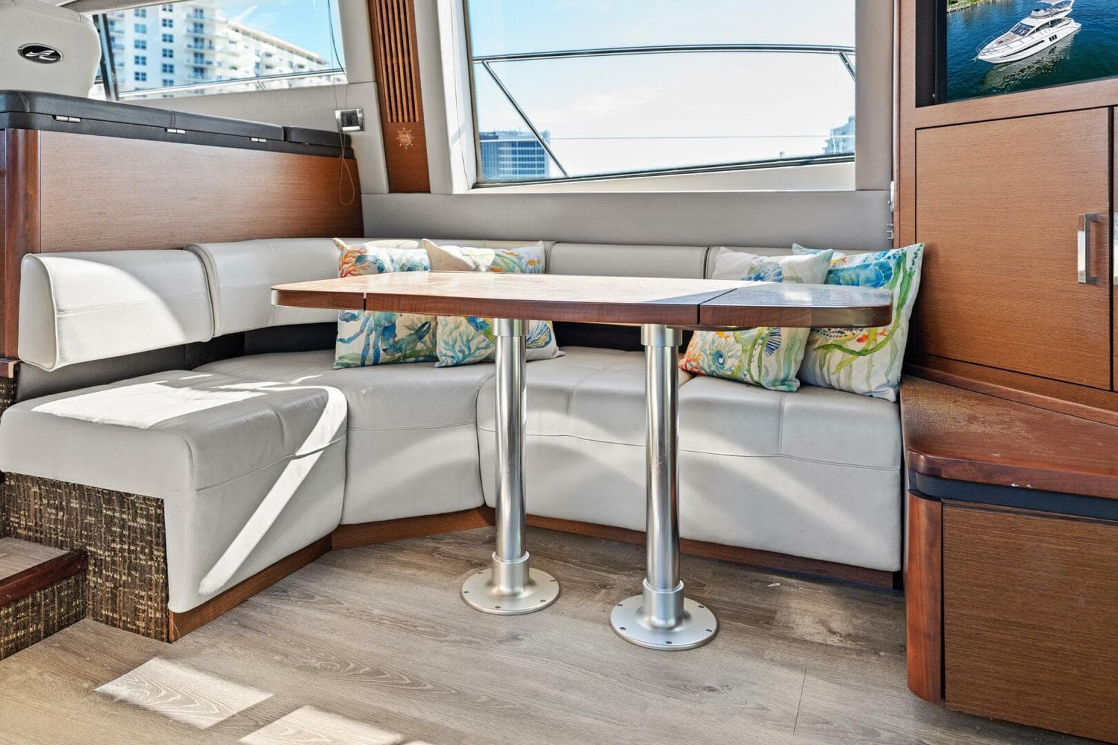 2014 Sea Ray 510 Fly — photo 28