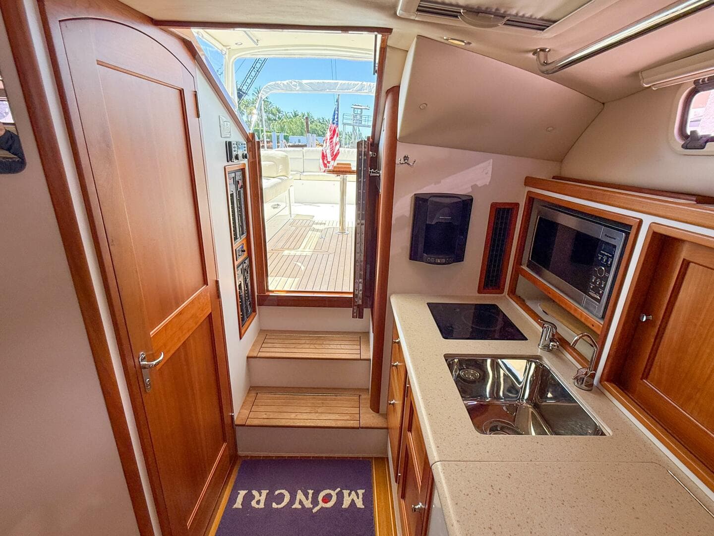 2012 Mjm 36Z Downeast — photo 36