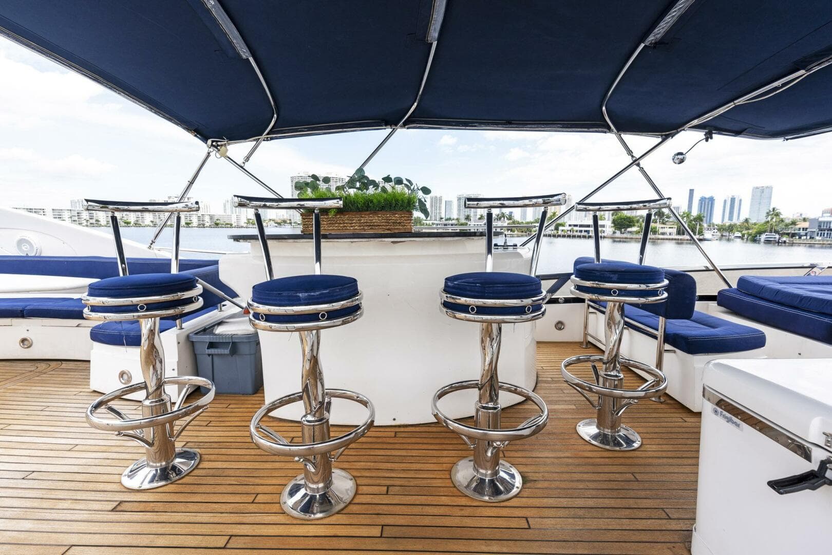 2006 Sunseeker 75 Yacht — photo 38