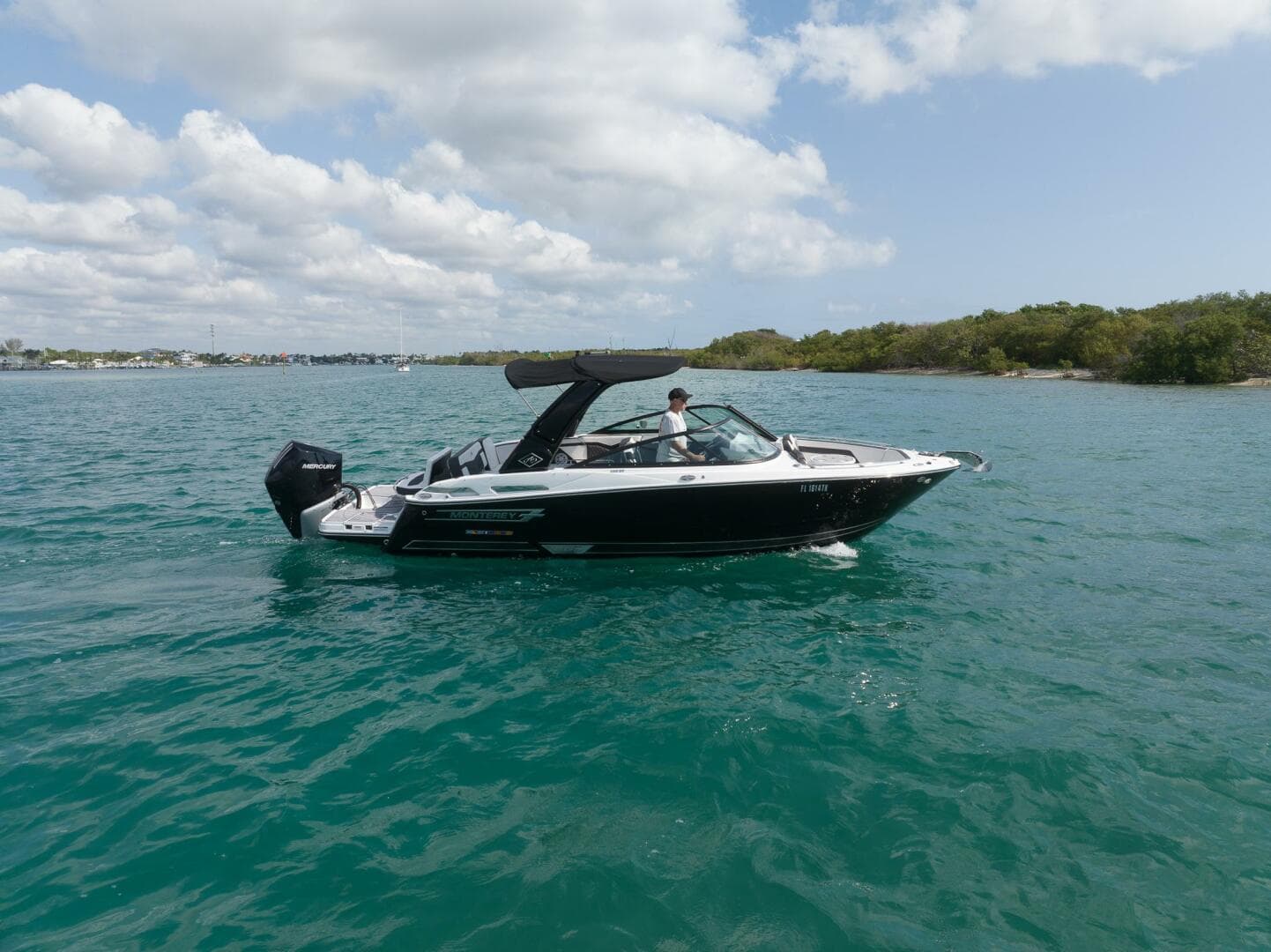 2023 Monterey 255 SS Super Sport — photo 3