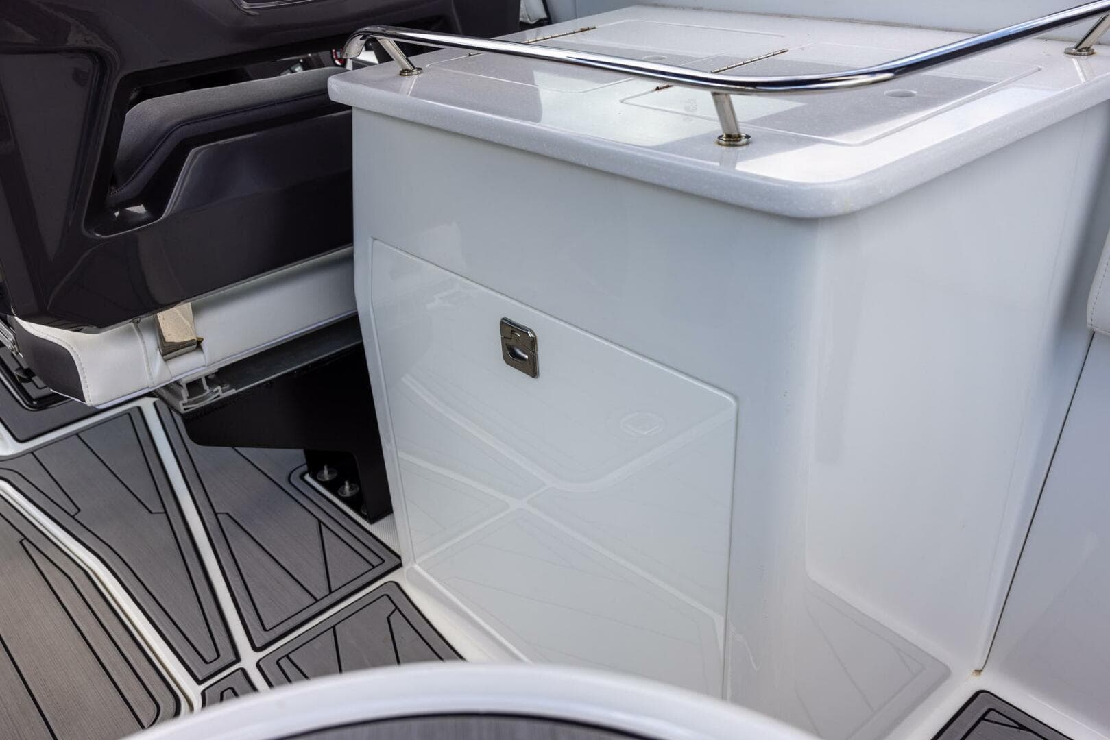 2023 Monterey 255 SS Super Sport — photo 42