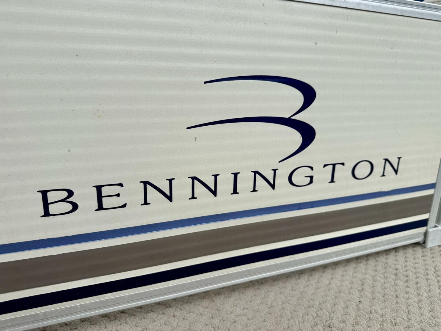 2002 Bennington 257L Pontoon — photo 103