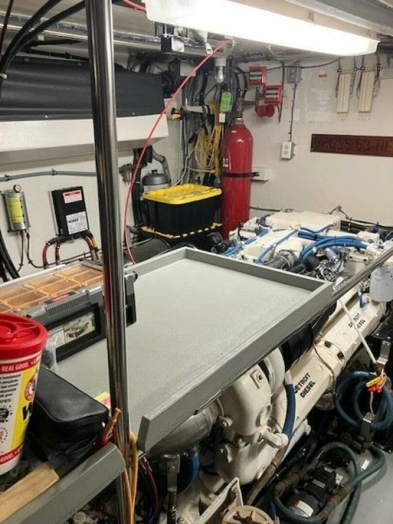 1996 Hatteras Sport Deck — photo 40