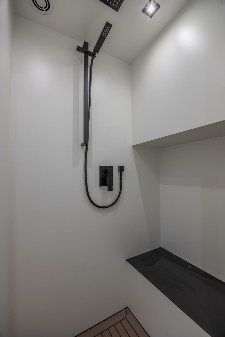 2023 Vanquish Yachts Vq 58 — photo 63