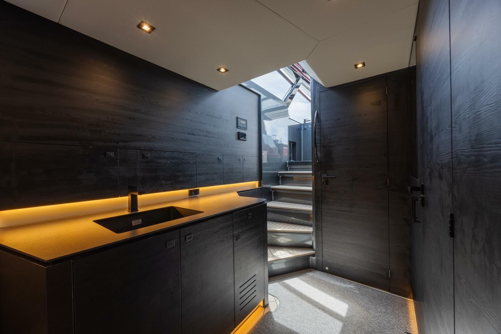 2023 Vanquish Yachts Vq 58 — photo 58