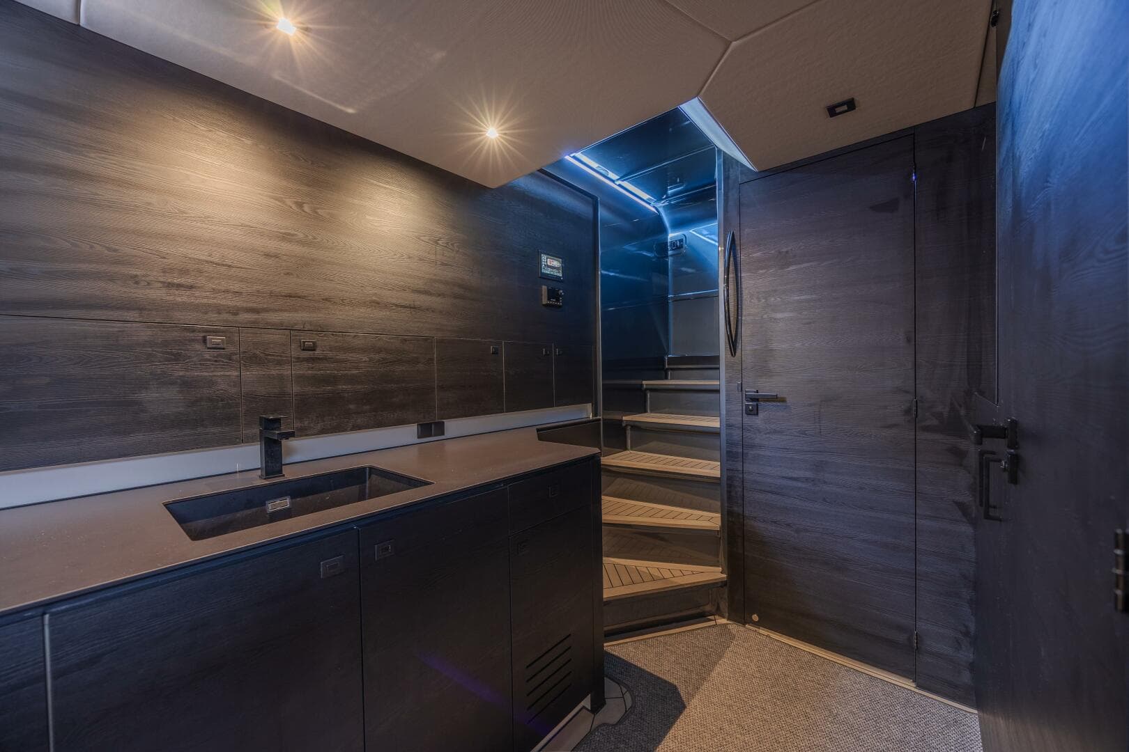 2023 Vanquish Yachts Vq 58 — photo 51