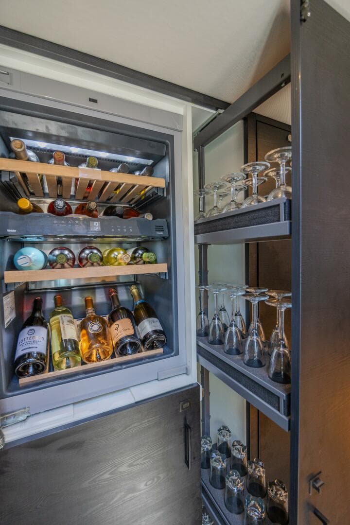 2023 Vanquish Yachts Vq 58 — photo 44