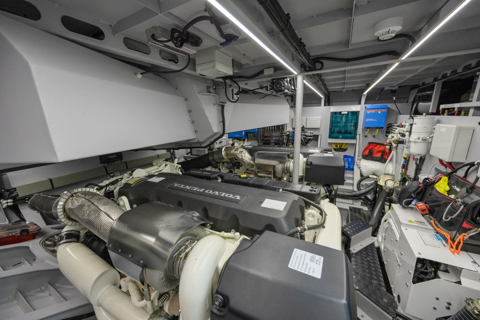 2023 Vanquish Yachts Vq 58 — photo 70