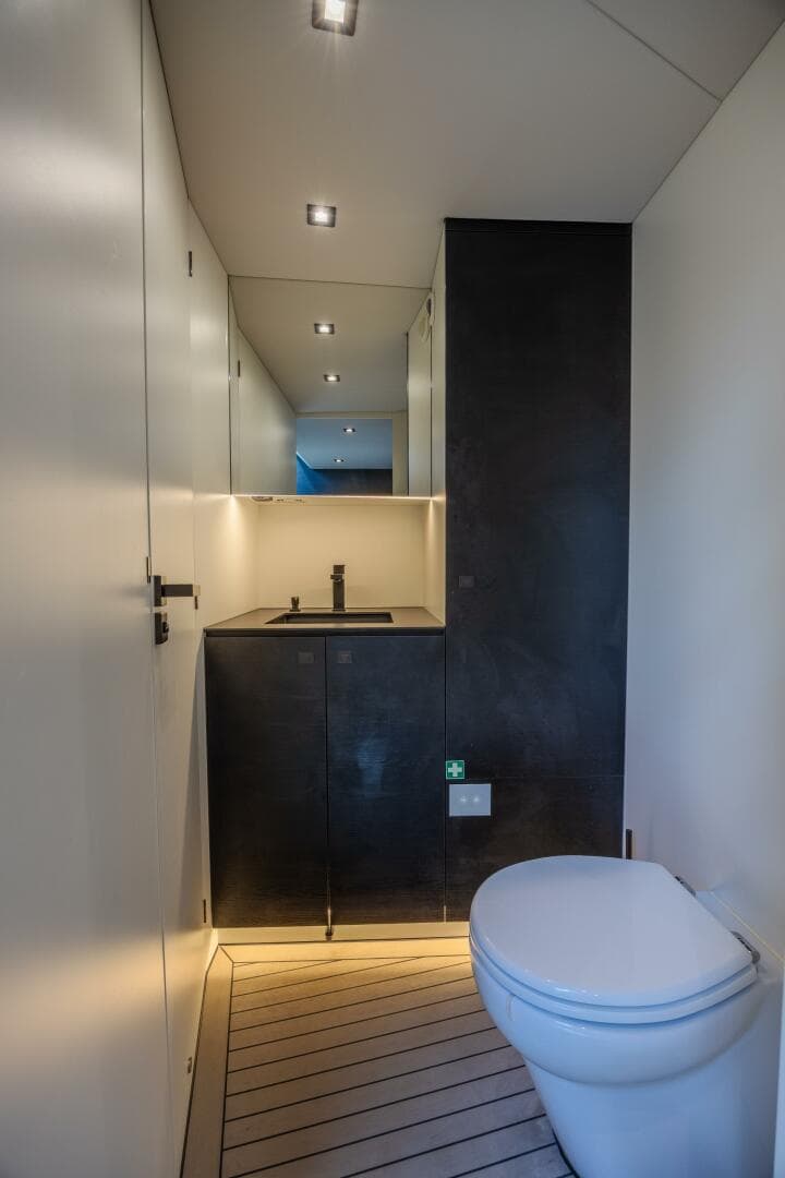 2023 Vanquish Yachts Vq 58 — photo 66