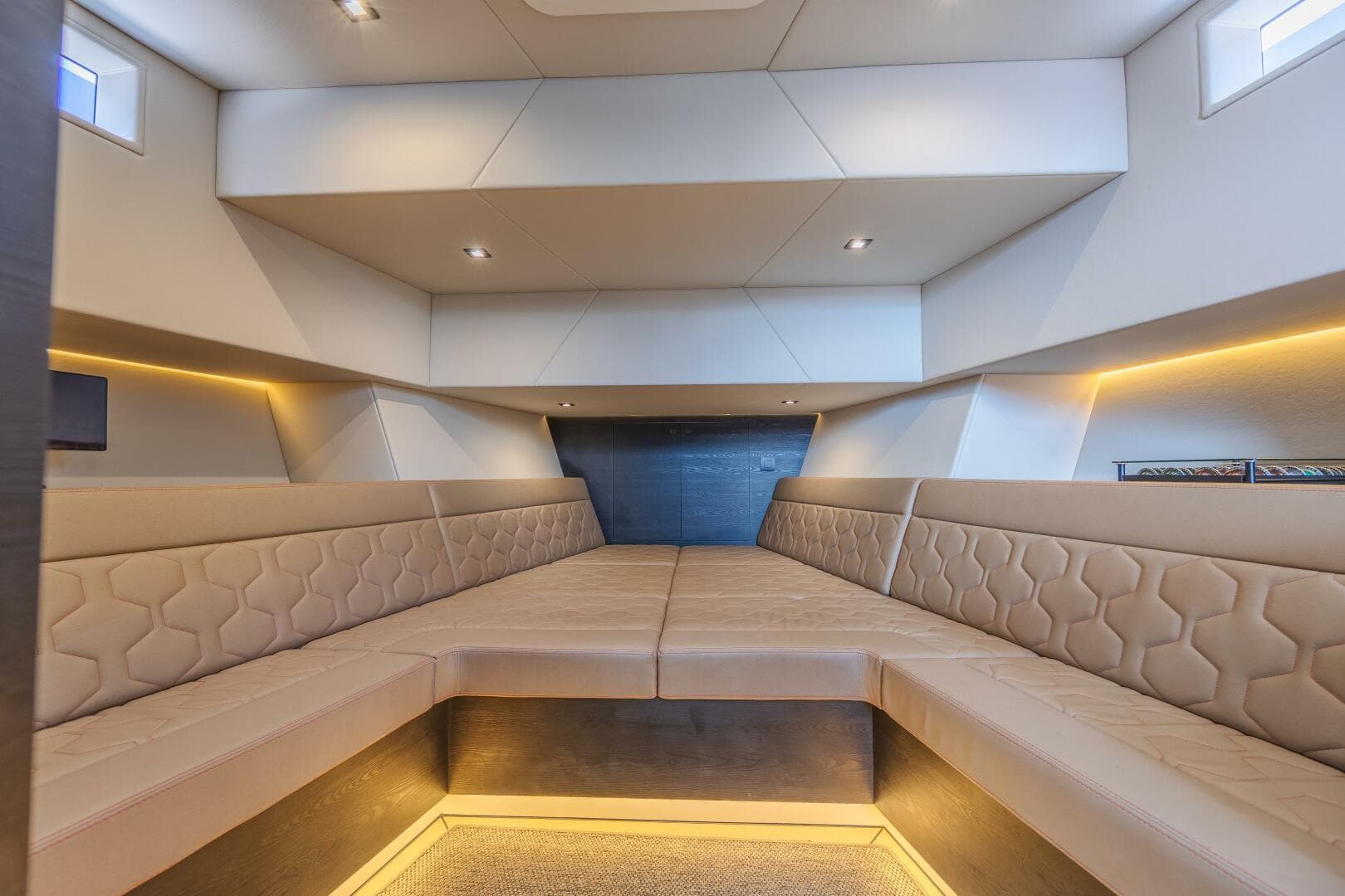 2023 Vanquish Yachts Vq 58 — photo 45