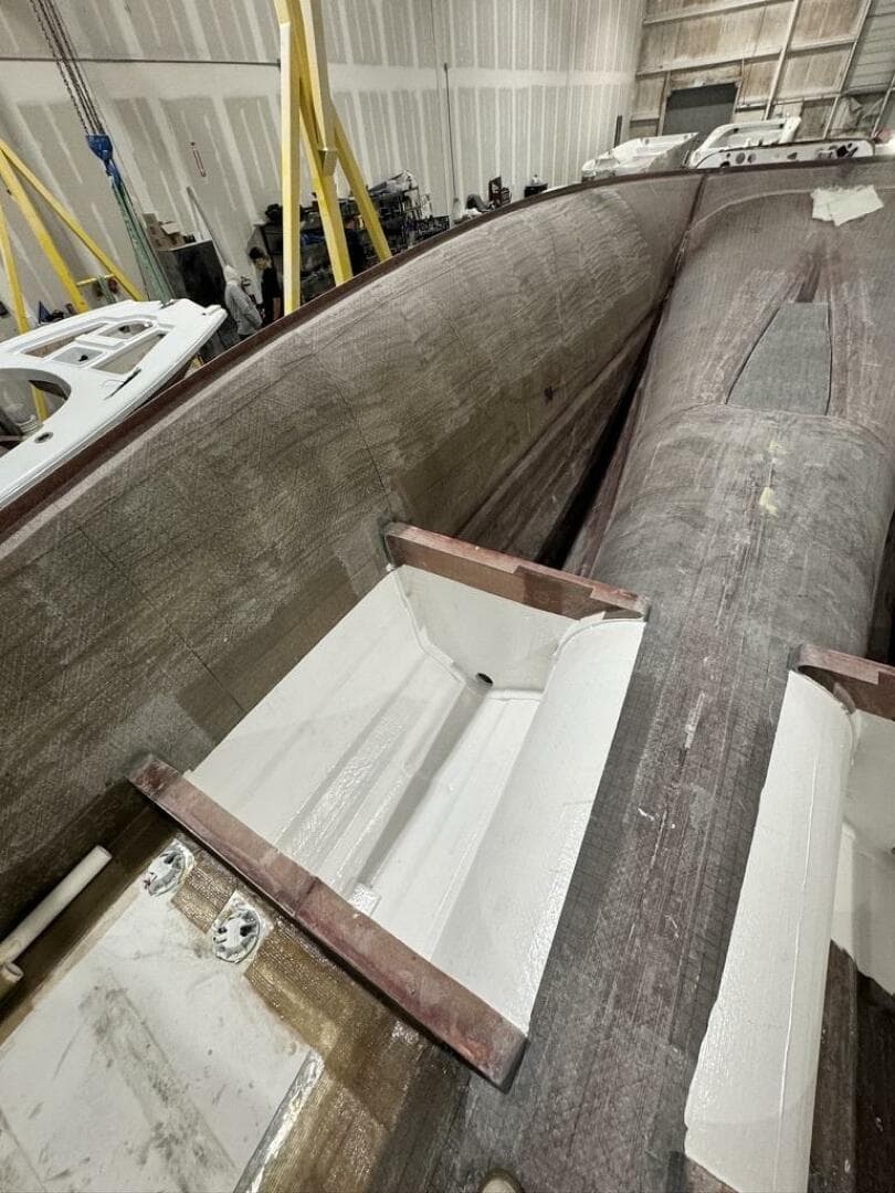 2026 Costa Custom 34 SV — photo 60