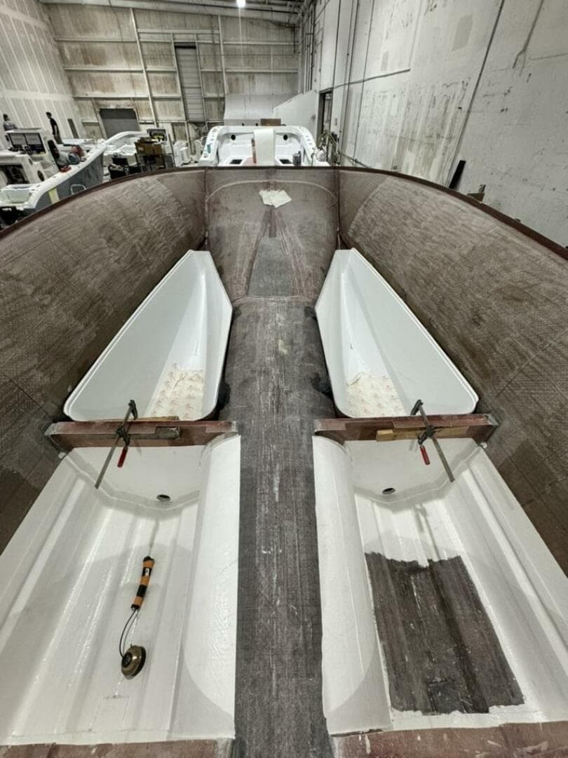 2026 Costa Custom 34 SV — photo 65