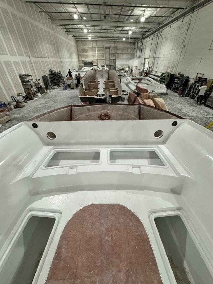 2026 Costa Custom 34 SV — photo 72