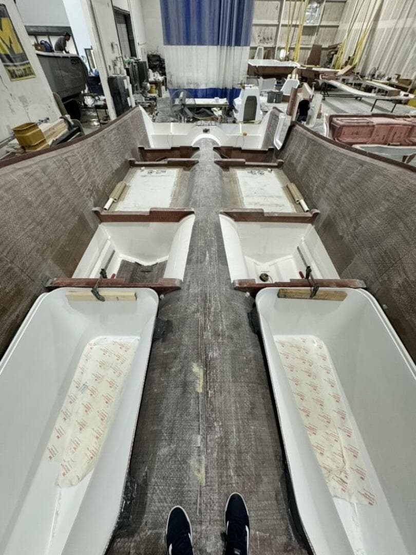 2026 Costa Custom 34 SV — photo 66