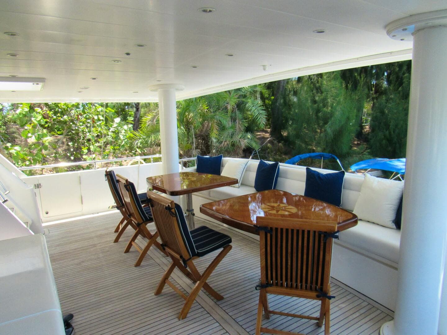 2002 Hargrave 100 Capri — photo 17