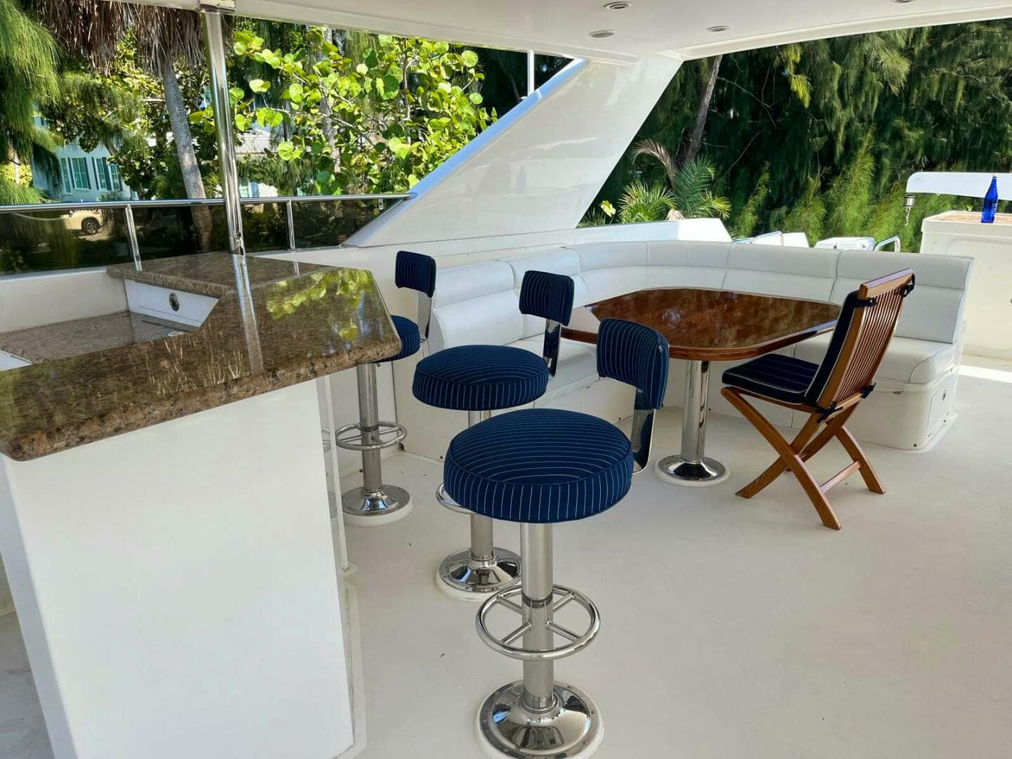 2002 Hargrave 100 Capri — photo 7