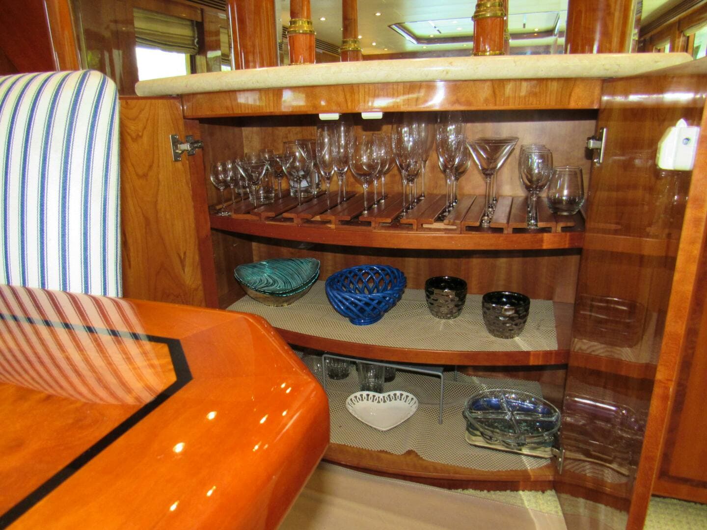 2002 Hargrave 100 Capri — photo 25