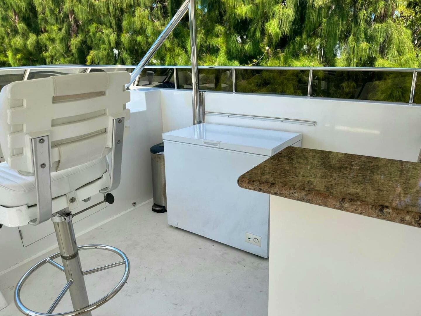 2002 Hargrave 100 Capri — photo 15