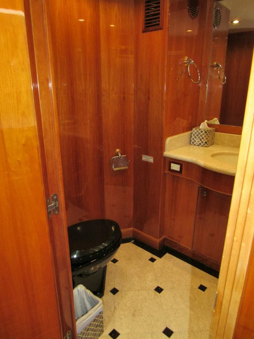 2002 Hargrave 100 Capri — photo 50