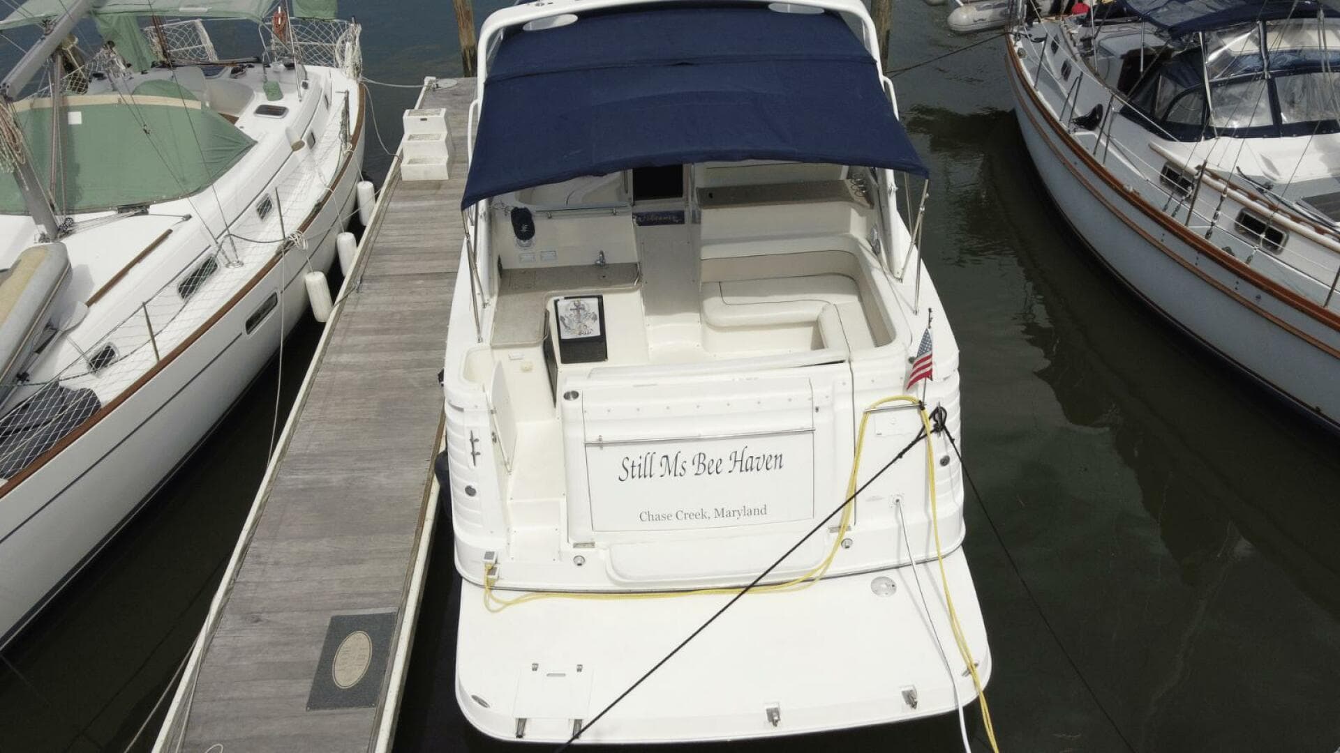 2005 Rinker 390 — photo 4