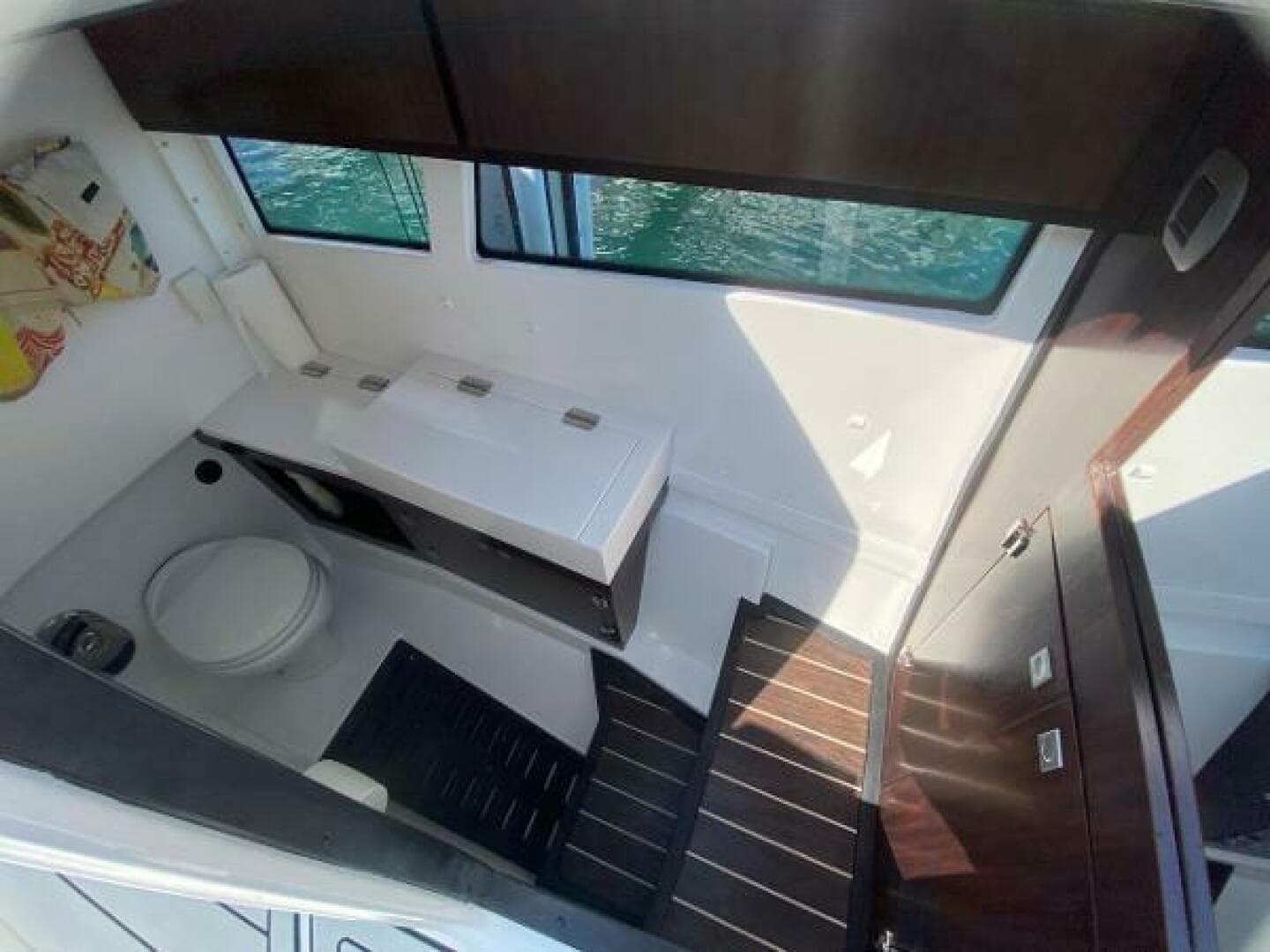 2018 Monterey 385 SE — photo 23