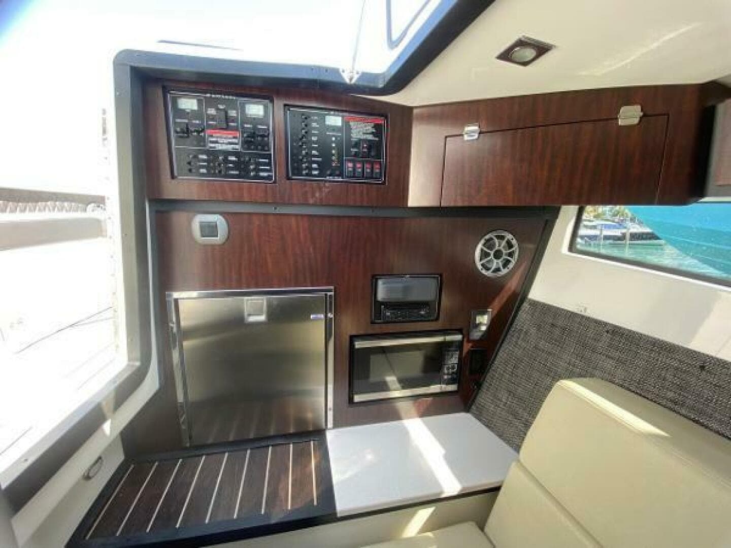 2018 Monterey 385 SE — photo 19